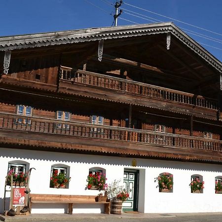 Bauernhof Kaspergut Villa Kirchberg bei Mattighofen Exterior photo